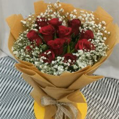 Red Roses Bunch with Ferrero Rocher Chocolates